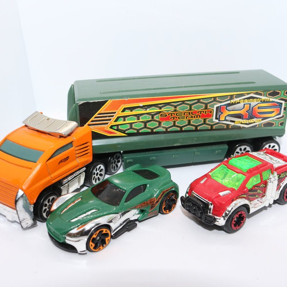 Hot Wheels 2002 Stealth Team rig & two metal machines cars lot of 3